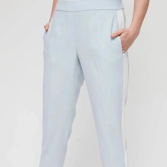 Aritzia Babaton Conan Blue With White Stripe Cropped Pant - Picture 2 of 5